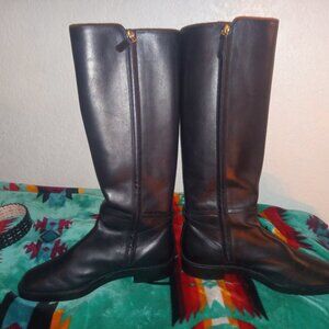 Leather boots by Tod